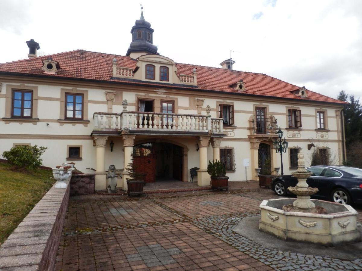 Zamecek Zdiky - Zamecky Apartman Bujanov Екстериор снимка