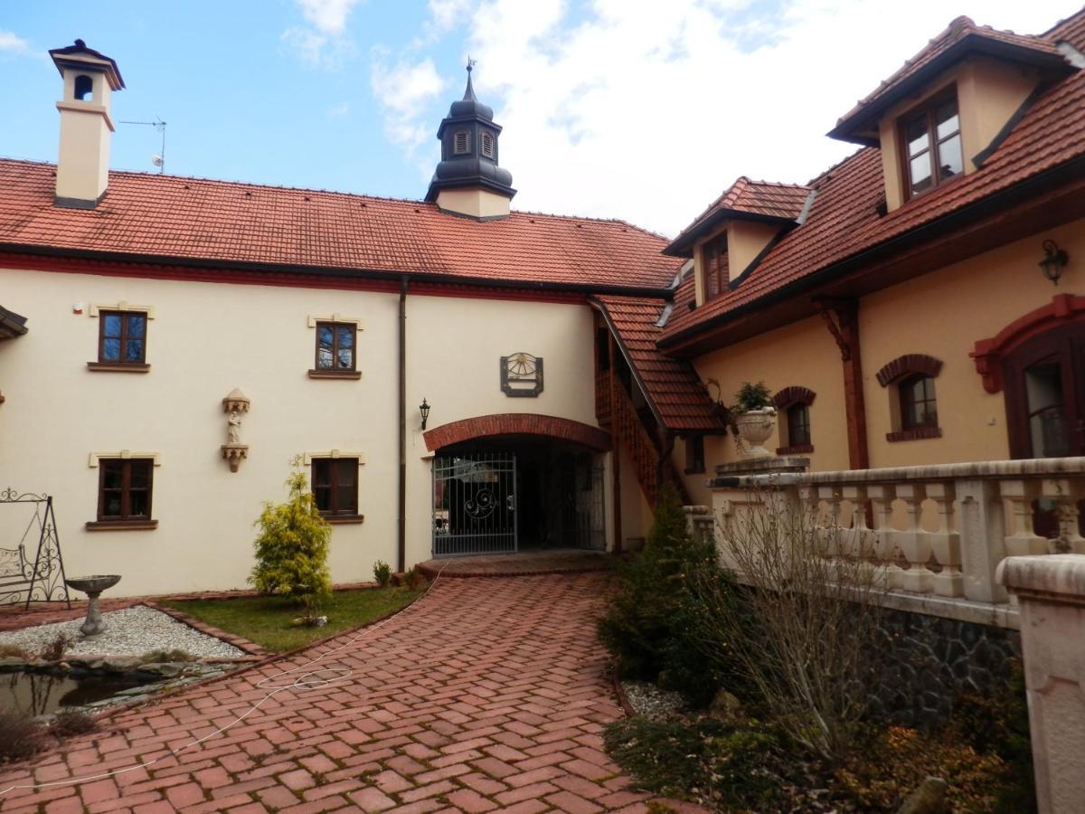 Zamecek Zdiky - Zamecky Apartman Bujanov Екстериор снимка