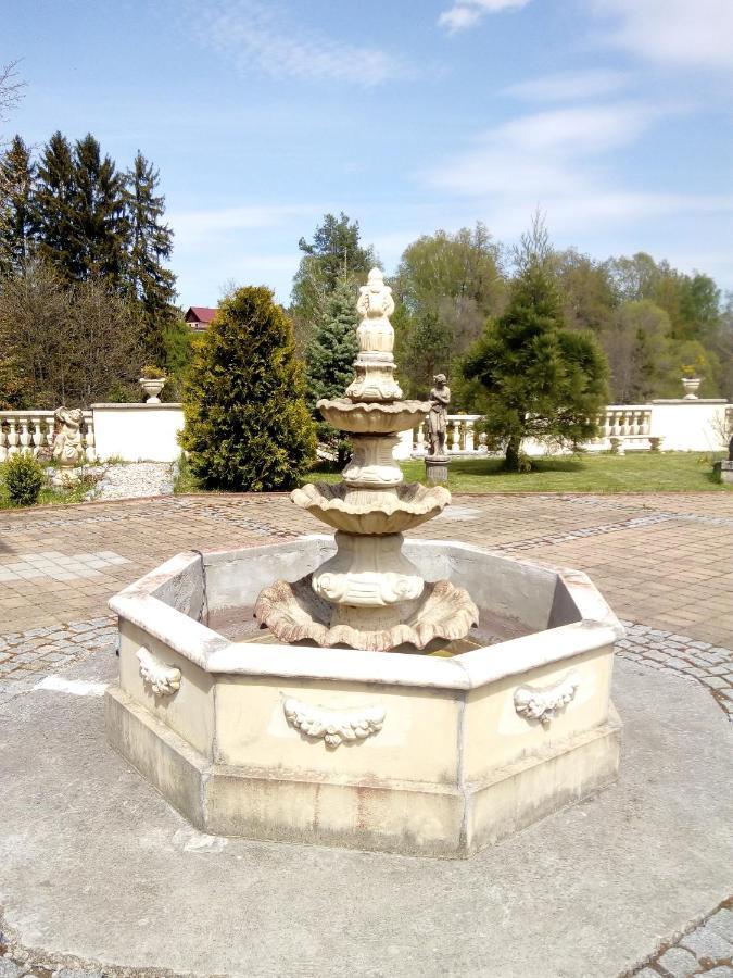 Zamecek Zdiky - Zamecky Apartman Bujanov Екстериор снимка